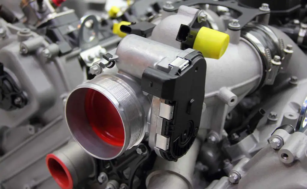 8 Faulty Throttle Position Sensor Symptoms | Replacement Costs + Tips